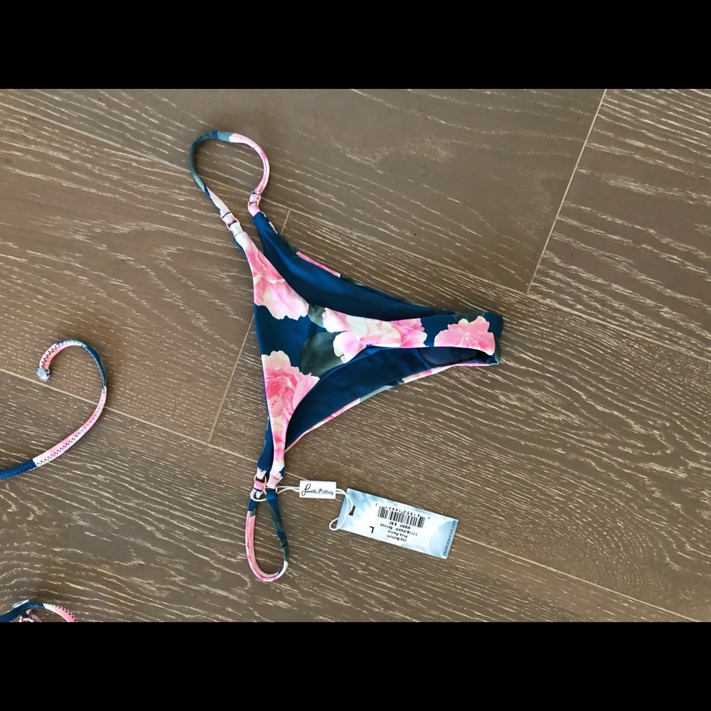 FRABKIES BIKINIS CHEEKY BOTTOM ONLY